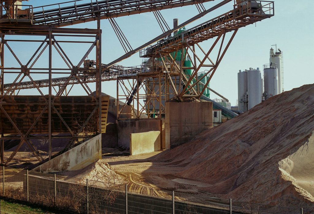 alex-plesovskich-5IcGQPj_U8w-unsplash